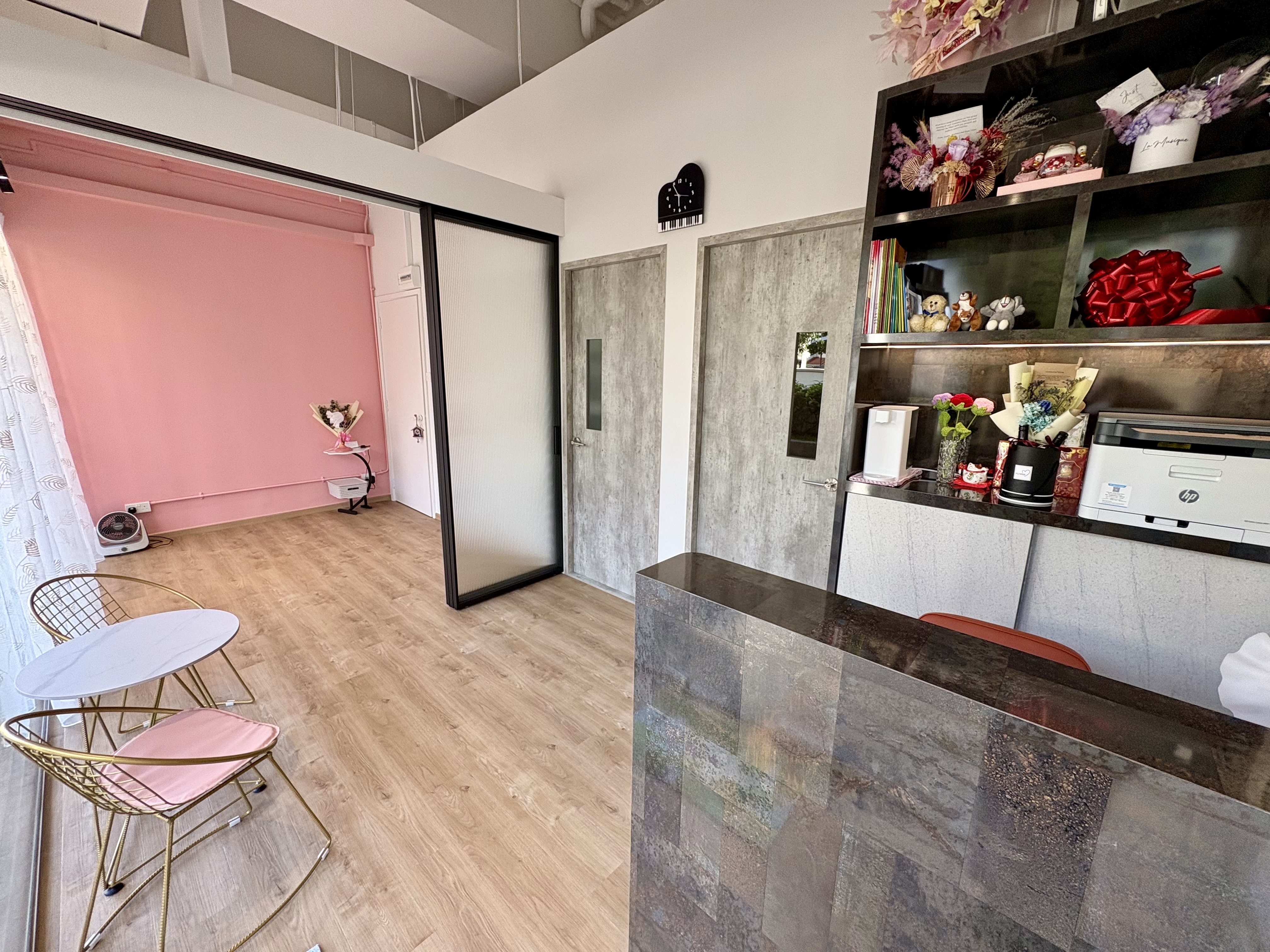 Pink Performance Room